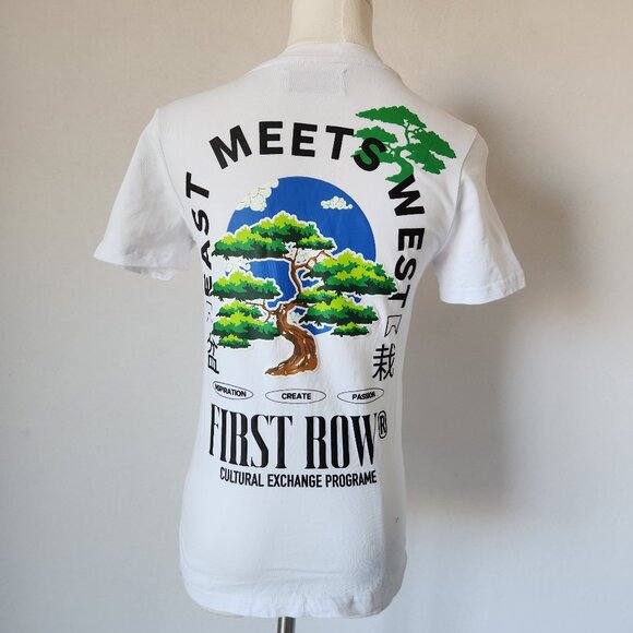 First Row Grade School Patch Graphic Tee Shirt Short Sleeve White Youth Unisex - Picture 7 of 12